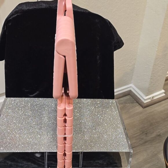 Juicy Couture Home JC Signature Logo Stars Step Stool - Picture 5 of 6